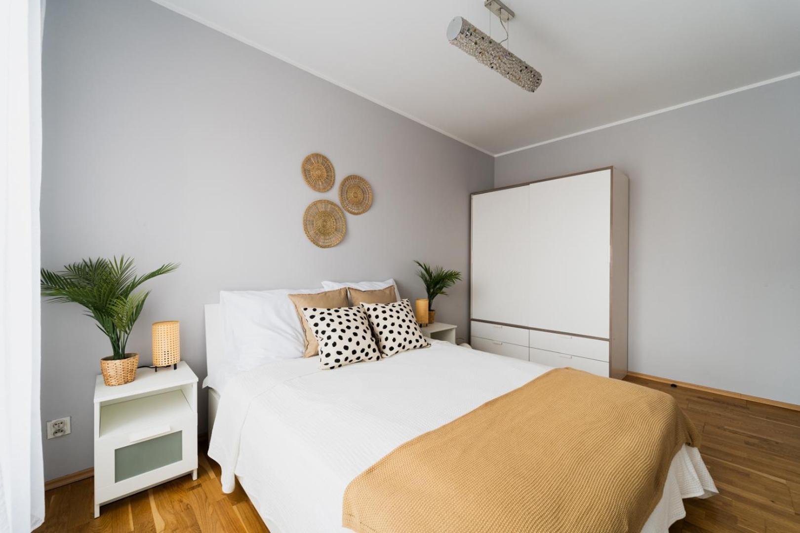 Big Apartment Old Town - 3 Rooms- 7 People-Lift- Near Town Hall Wroclaw Exterior photo